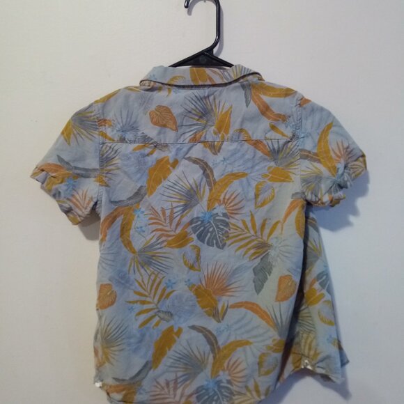Boy’s Floral Button-Down Shirt (Size 11-12) - Gently Used - Picture 3 of 3